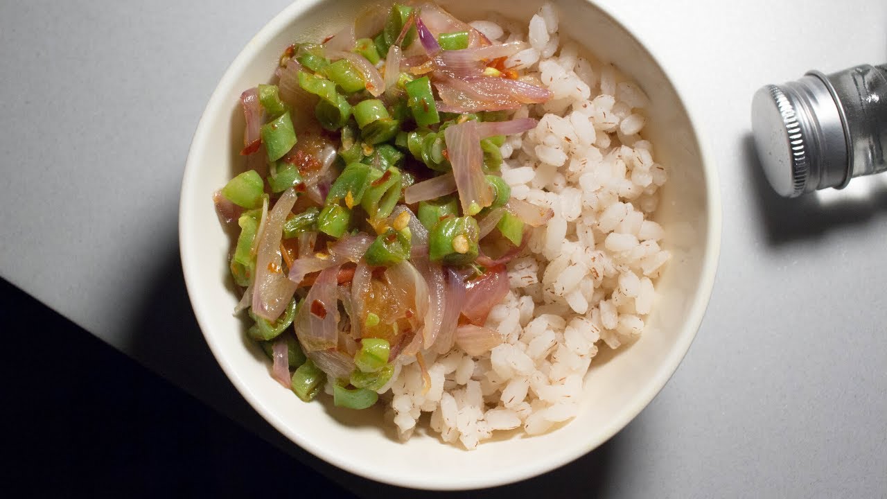 How To Make a College Dorm Food Vegan Microwave Recipe For One In a Mug #College #Dorm #Food