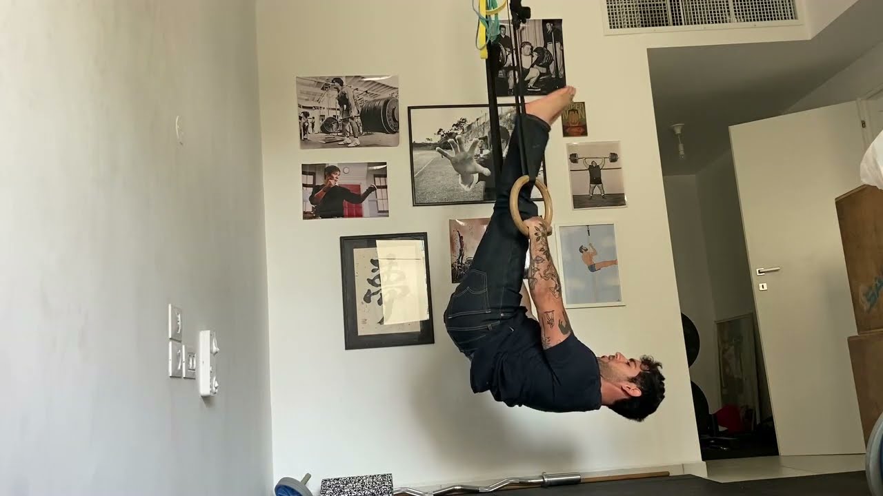 how to Kip on rings