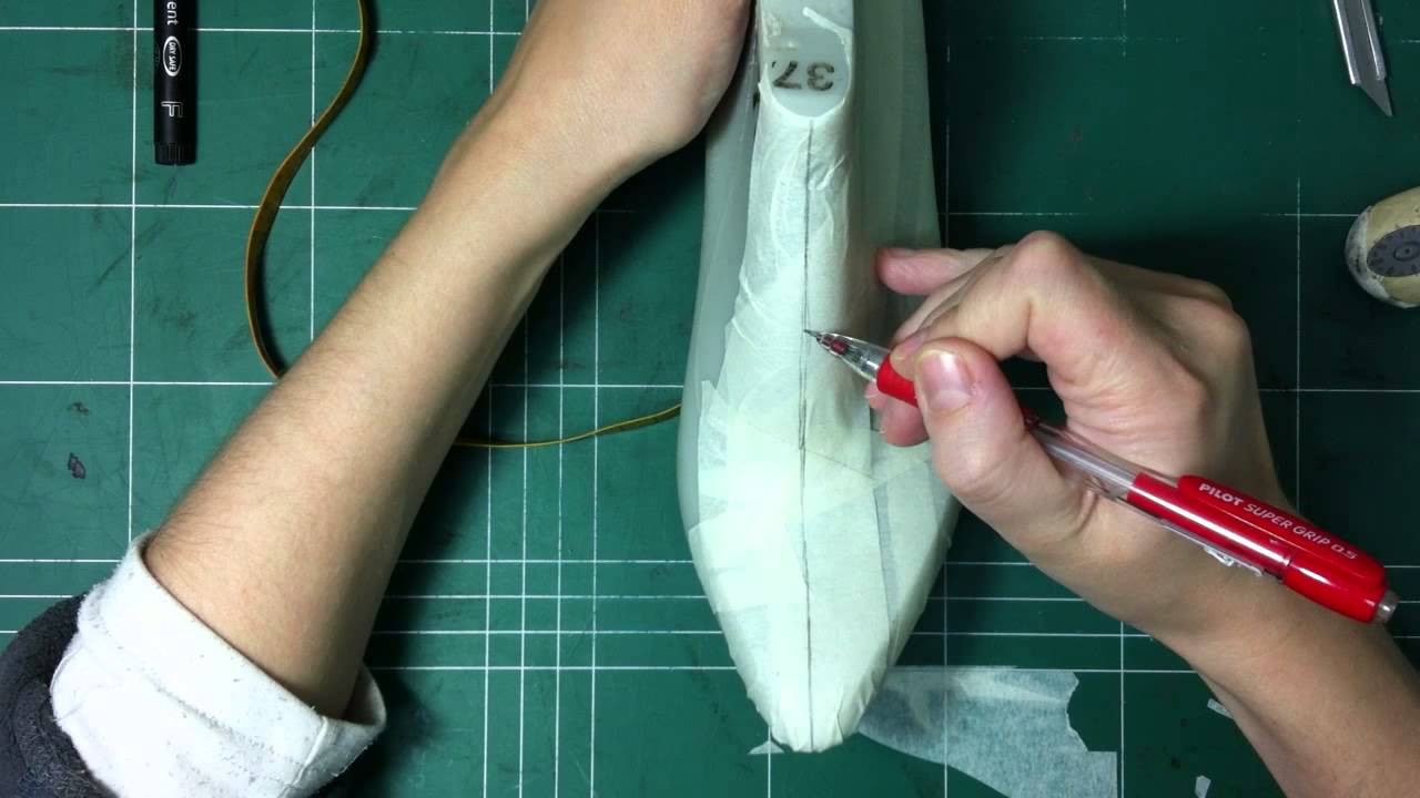 How to make shoes:How to make correct center line