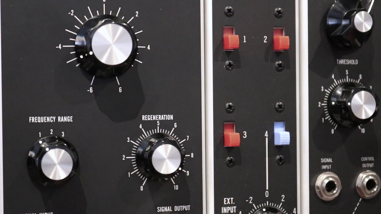 Moog IIIP Synthesizer @ Noisebug