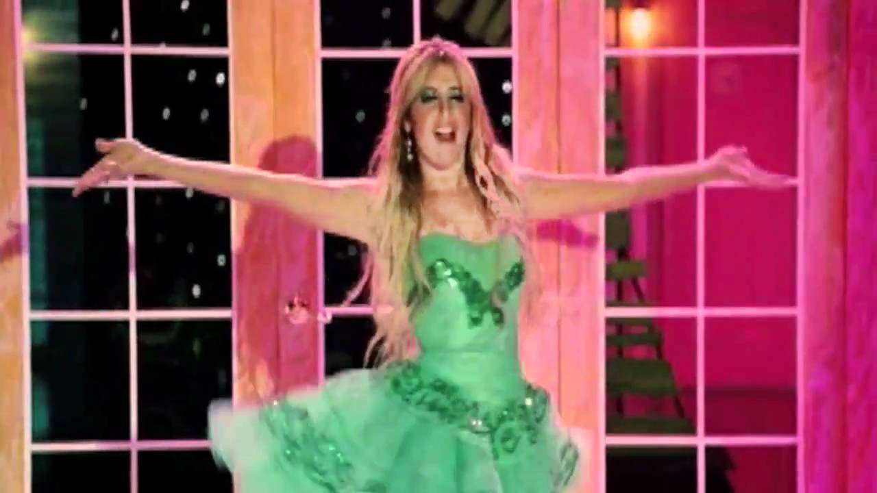 Ryan can't stay away from Sharpay