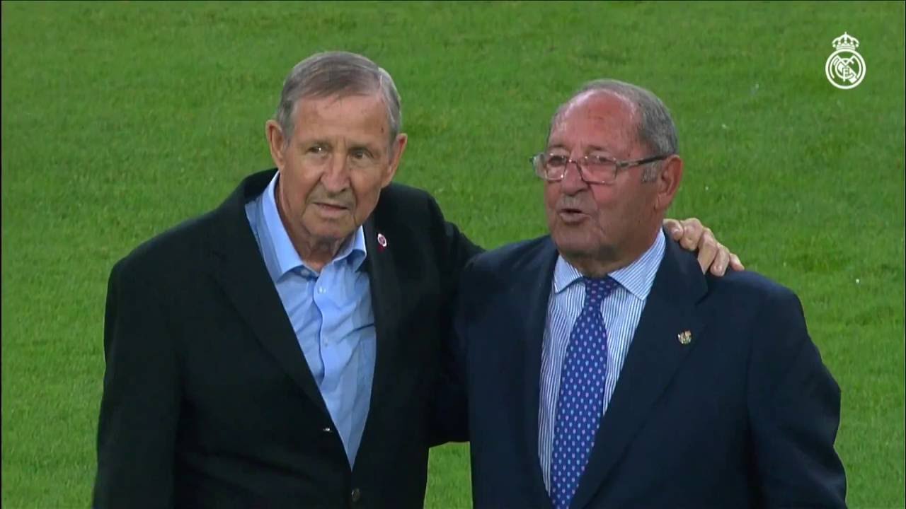 Gento and Kopa took an honorary kick-off before the Santiago Bernabéu Trophy