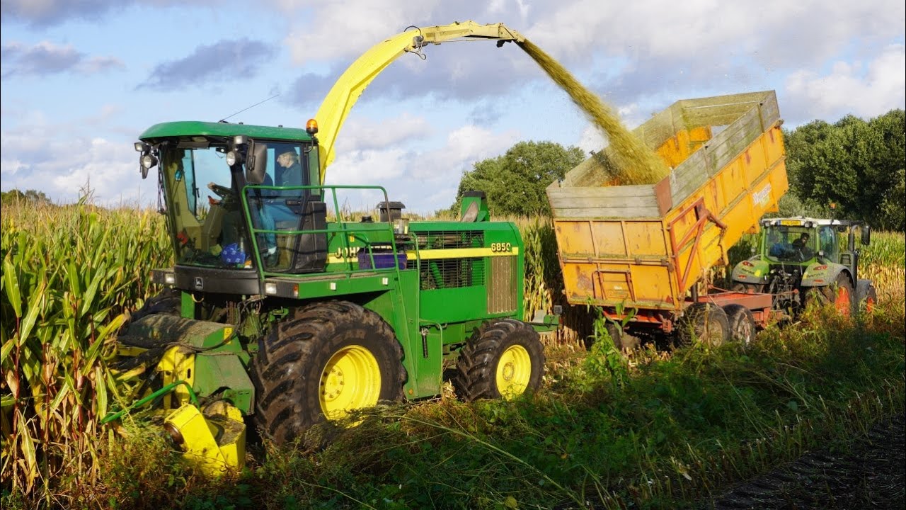 Mais 2023 | John Deere 6850 | Fendt 312 + 313 + 314 | Bloemendal Elspeet | Maishakselen