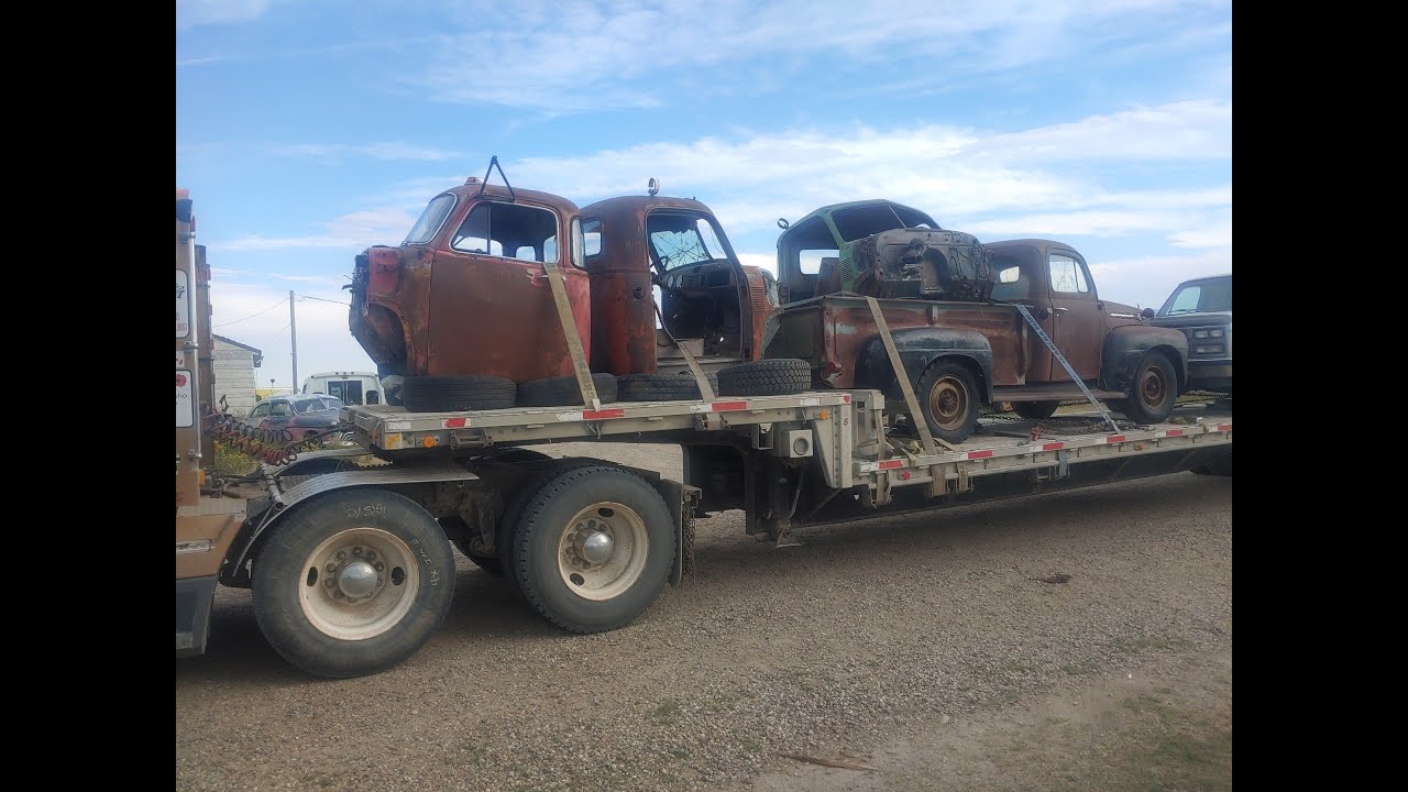 THE '51 CHEVY'S  DONOR CAB FINALLY ARRIVES!