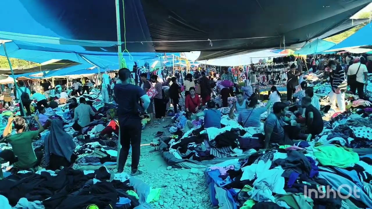 Saturday bazaar at chumukidema 7 mile...