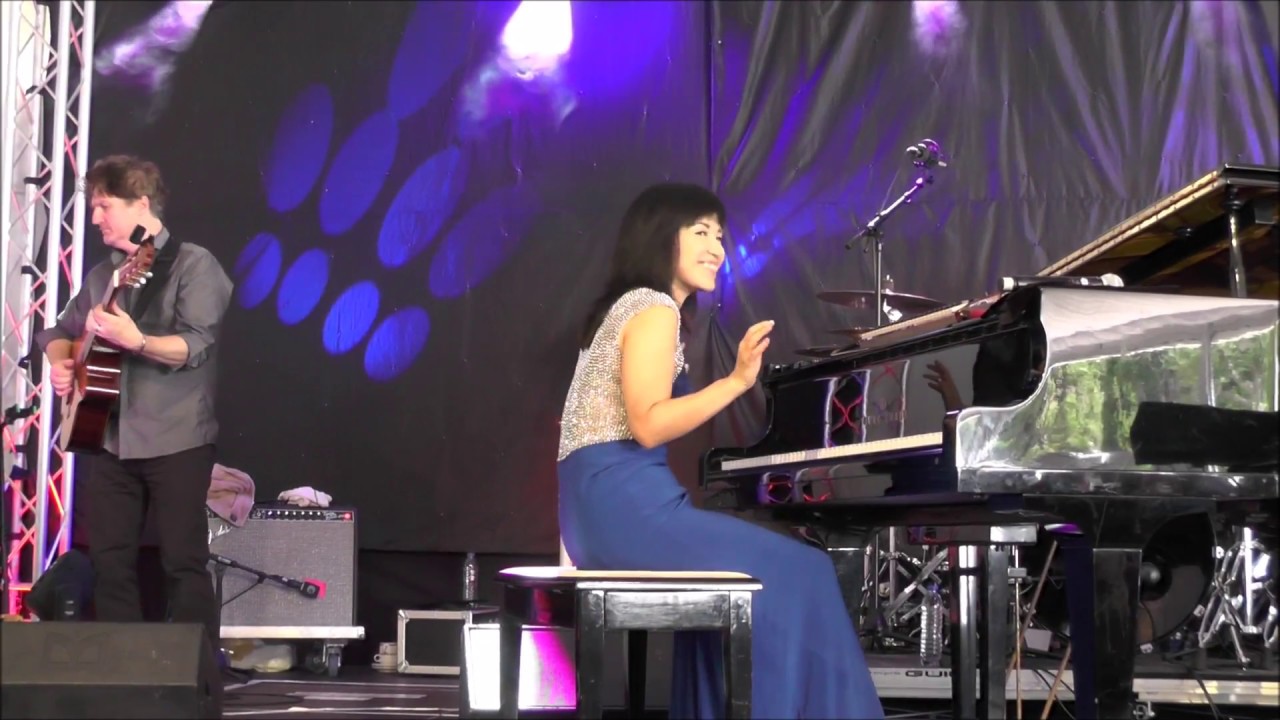 Moving On - Keiko Matsui at 2. Algarve Smooth Jazz Festival (2017)