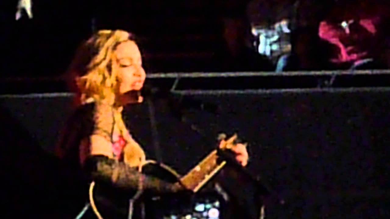 Madonna - 05 December - Secret - Rebel Heart Tour Amsterdam - madonnalicious.com