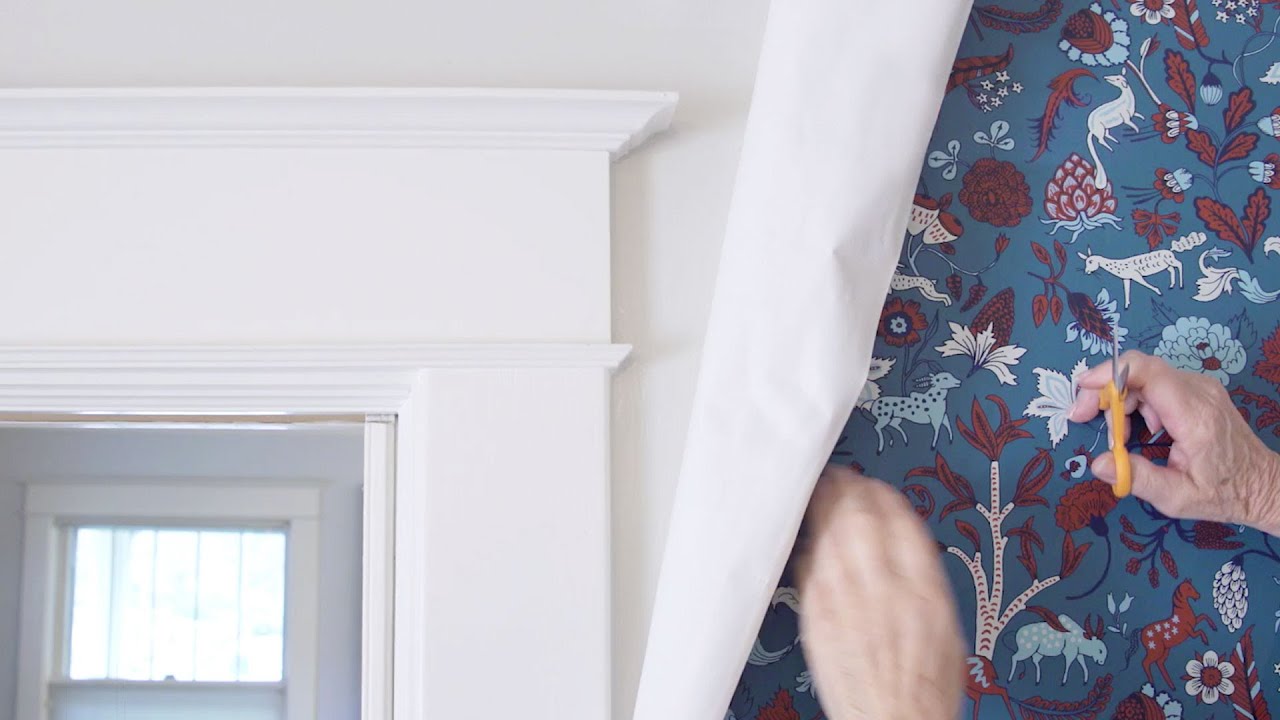 Advanced Wallpapering: Wallpapering Around Molding and Corners