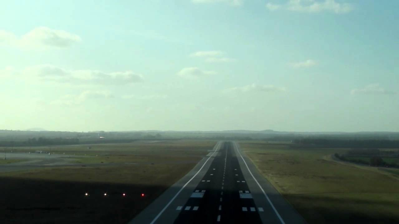 COCKPIT VIEW OF APPROACH AND LANDING  AT PRAGUE VÁCLAV HAVEL  AIRPORT