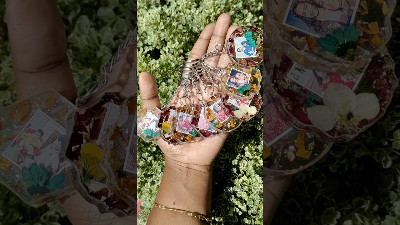 Resin photo keychains❤️ #resinart #keychain #resinkeychain #customized #customizedgift