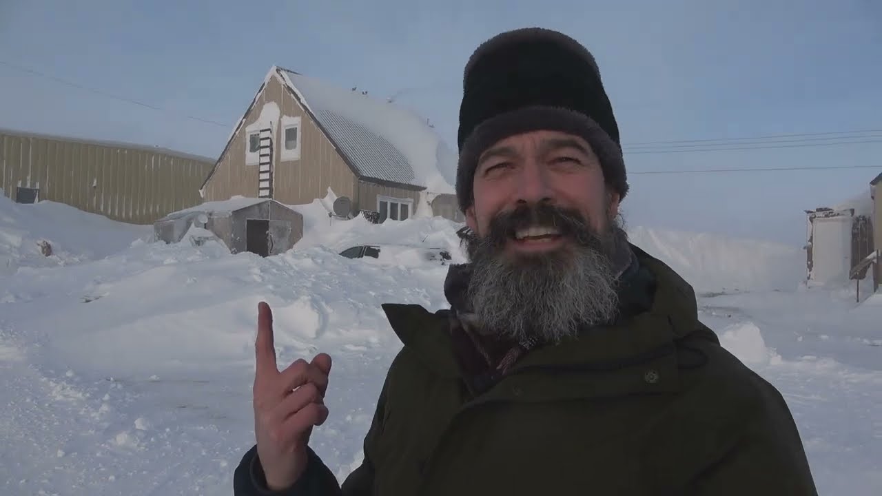 What is it like in a Arctic Canadian town Chesterfield Inlet, lets look around #arctic #gonorth