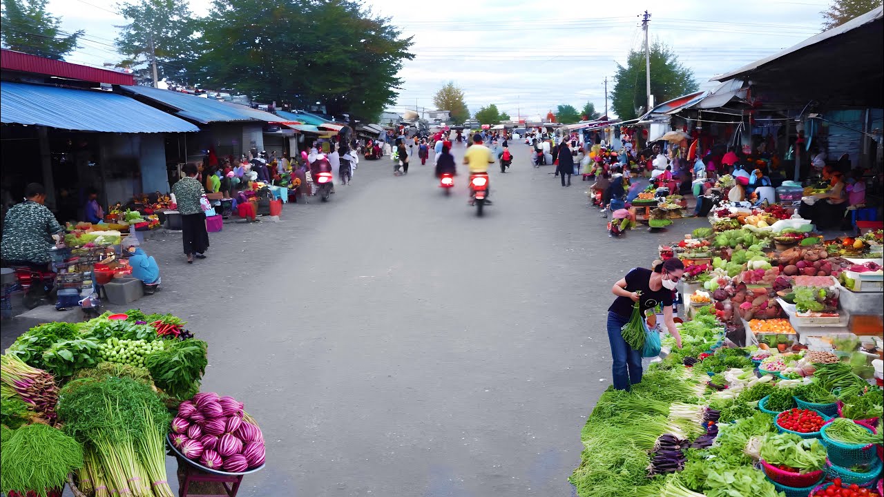 Deep in the Countryside: Cambodia&rsquo;s Most Authentic Village Food Market Experience
