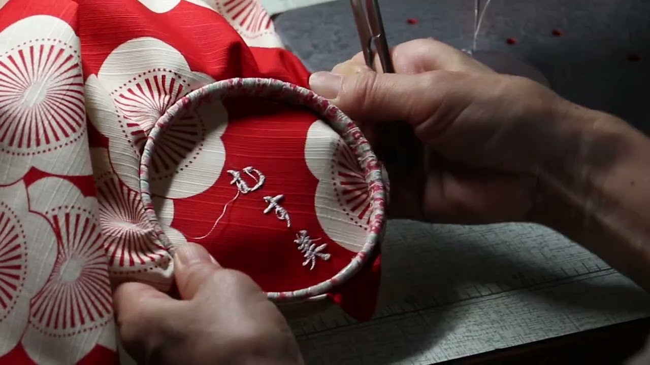 京都の職人によるフリーハンド刺繍（むす美オンラインショップ）