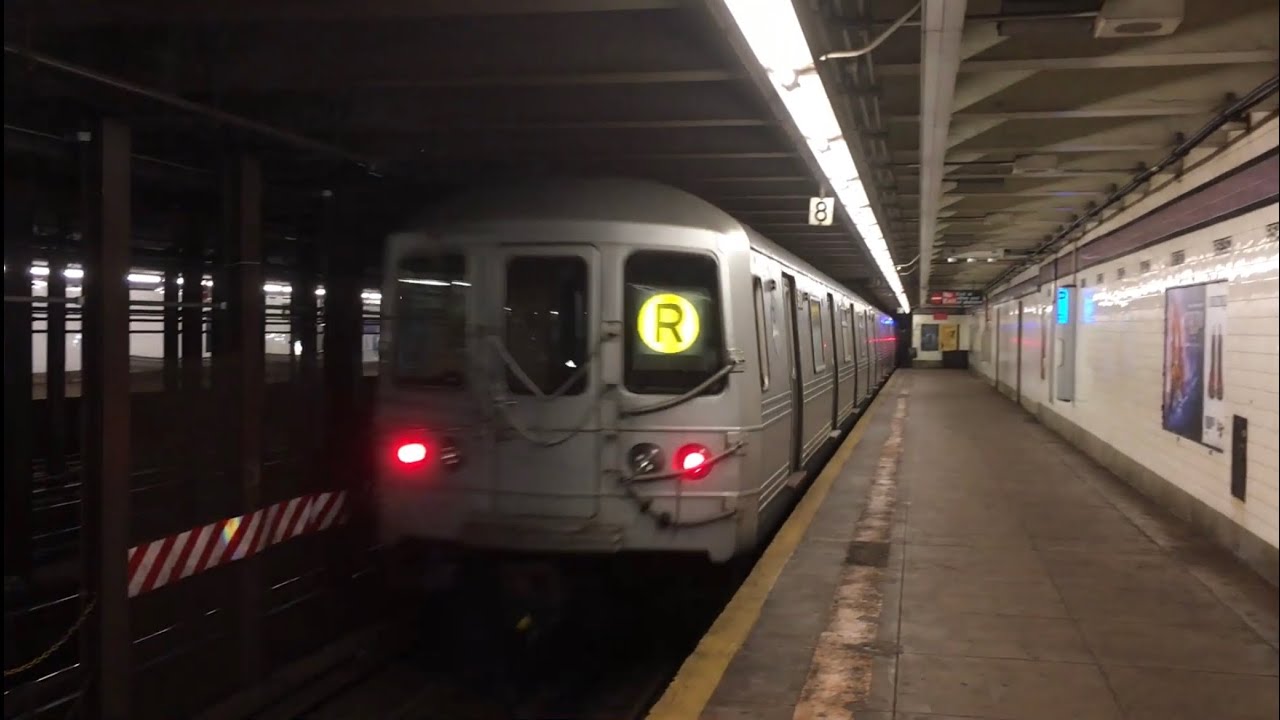 IND Queens Blvd Line: (E) (F) Express and (M) (R) Local Trains @ 65th Street (R46, R160A, R160B)