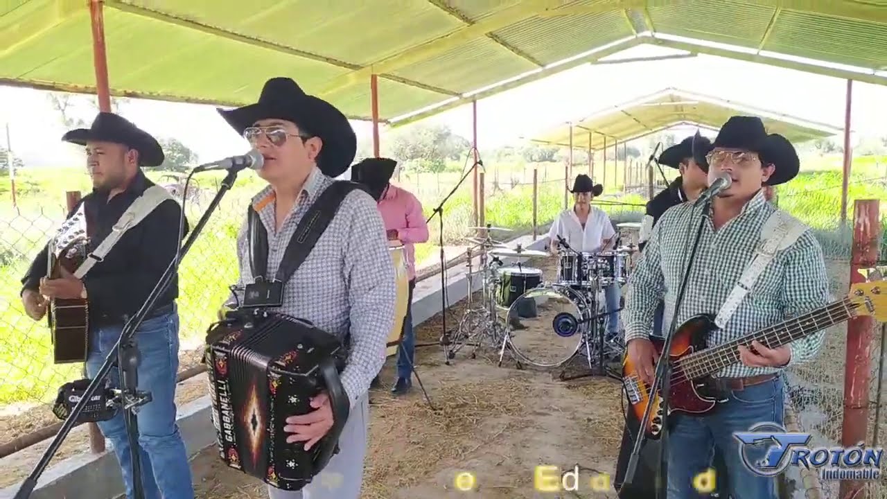 Los Rend&oacute;n MX - Cris Caudillo.(Video Oficial)