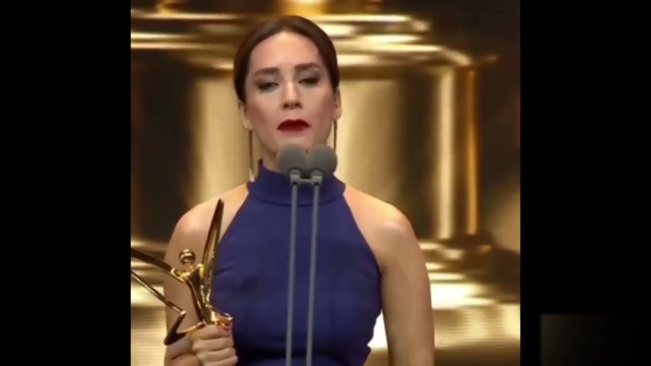 Nazlı &Ccedil;elik'in Altın Kelebek 2021 &Ouml;d&uuml;l T&ouml;reninde yaptığı konuşma.