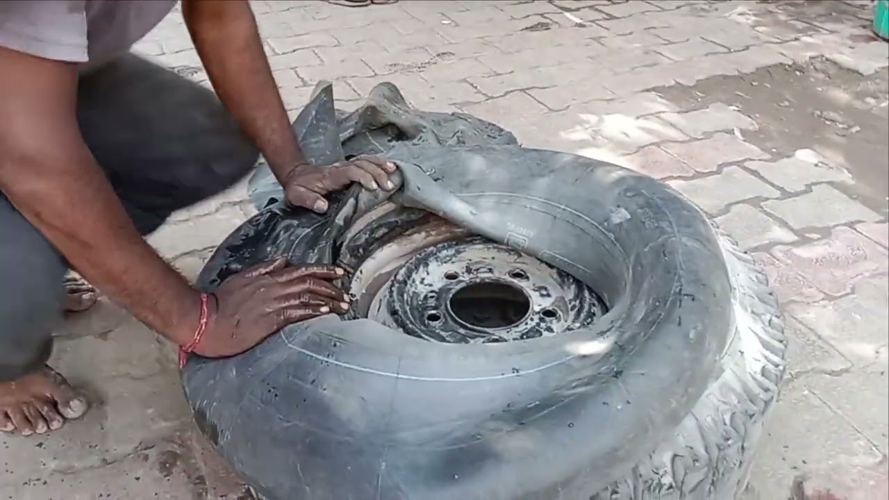 bolero tayar pancher repairing.