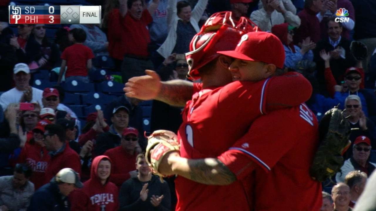 SD@PHI: Velasquez fans 16 in three-hit shutout
