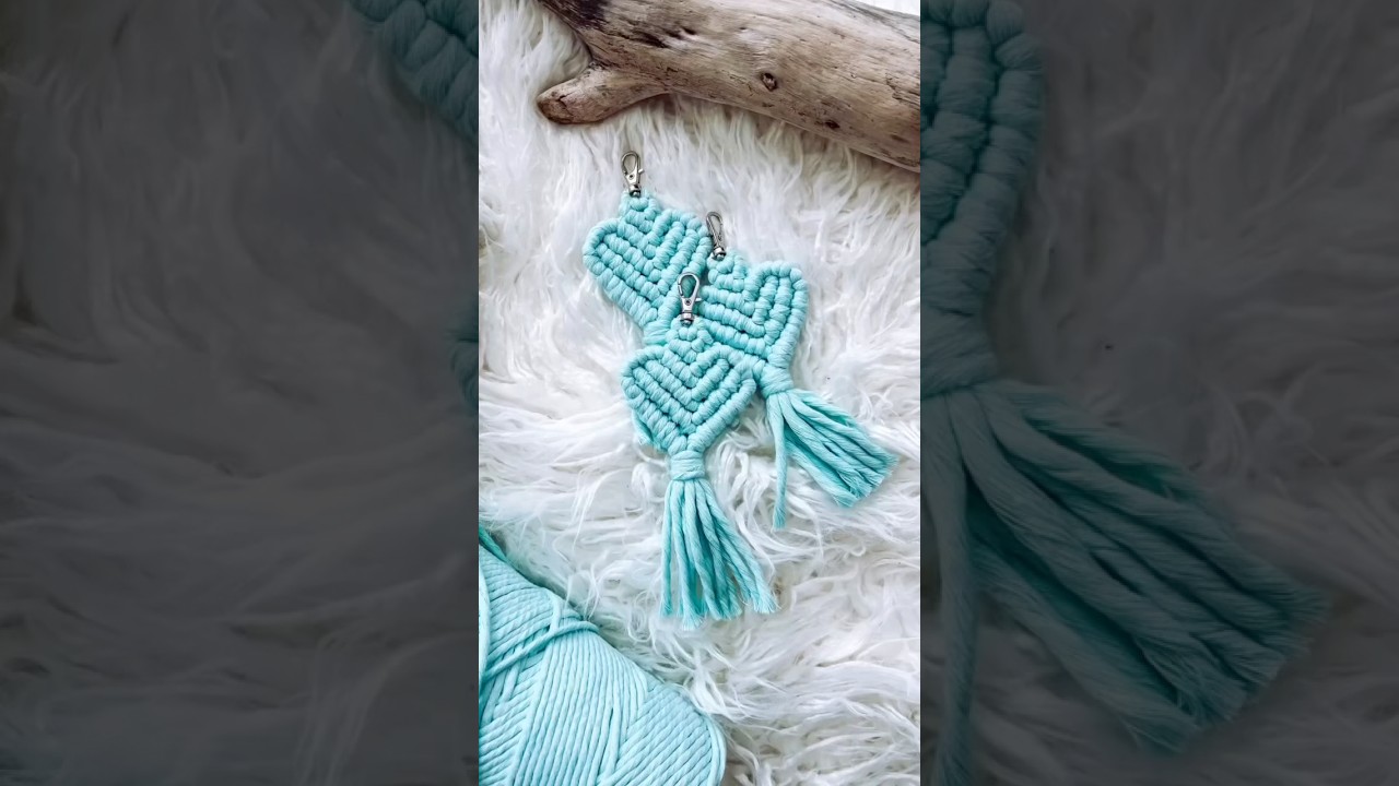 Macrame keychain = macrame for real people! 🔑💙 #macramekeychain #macrameheart #bohovibes