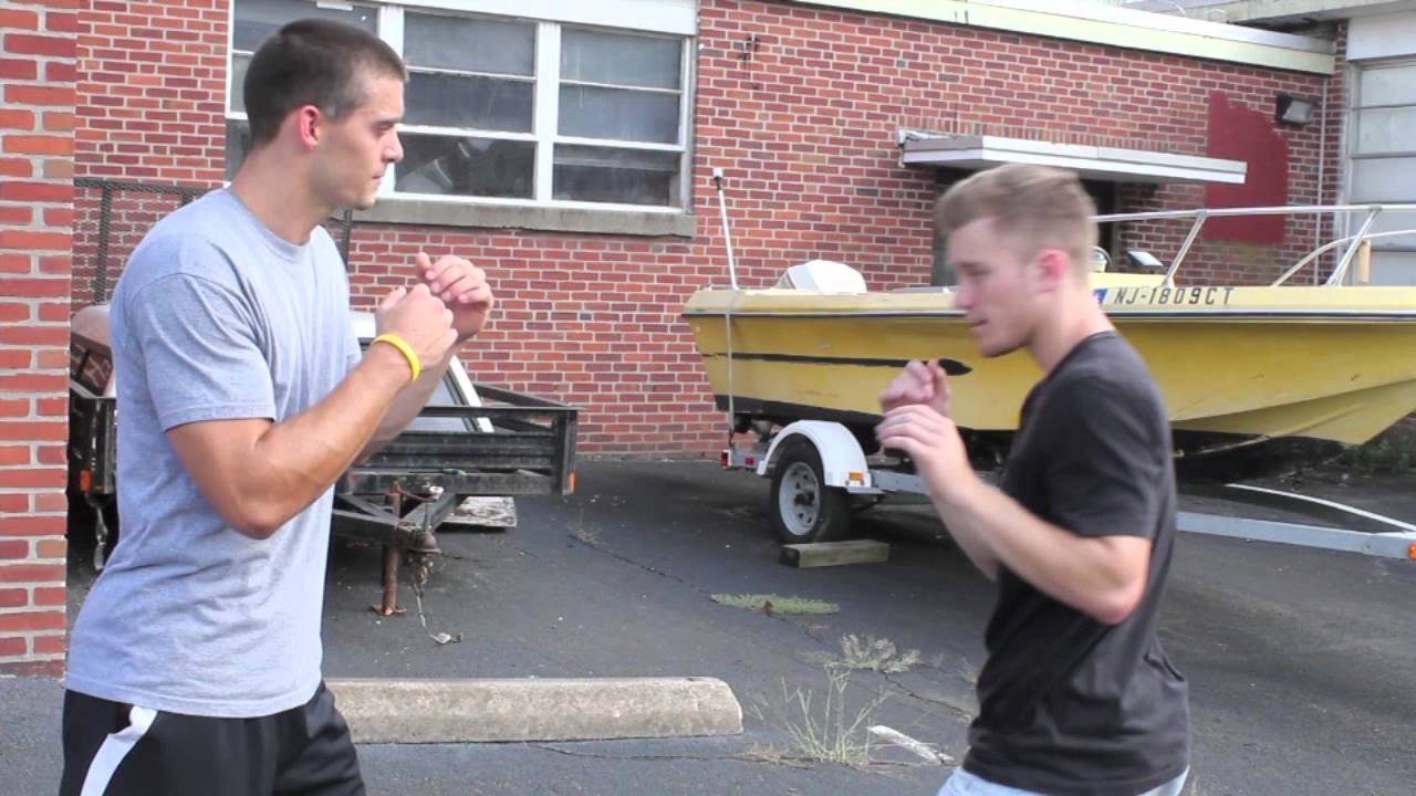 How to Fight: Best Kick in a Street Fight