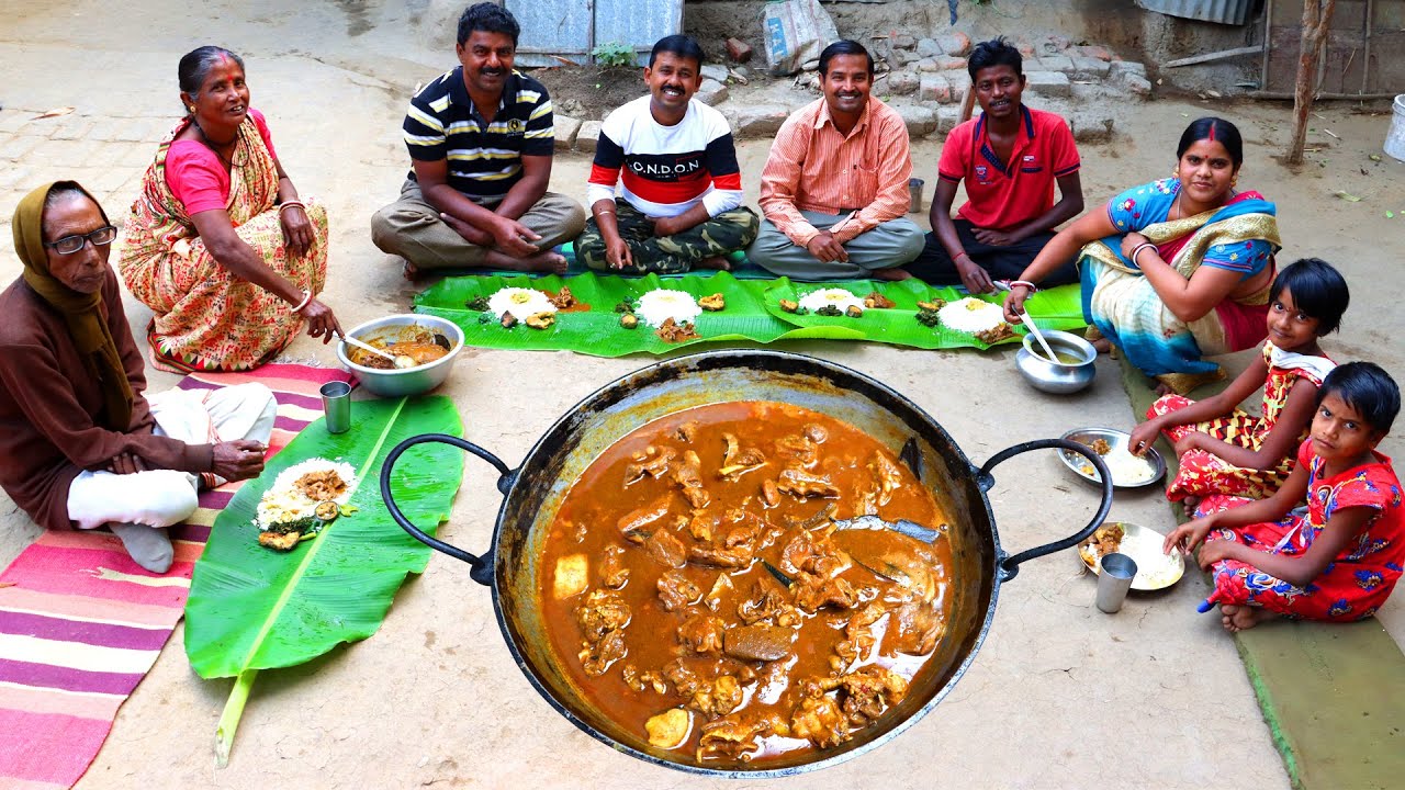 How Ananda's Mother cook Bengali Kochi Pathar Mangsho, Pond Fish & Pithapuli | Village Cooking Vlog