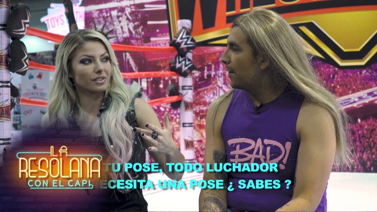 El Capi se fue a entrevistar a Alexa Bliss y le pidió algunos 'consejitos' para ser un luchador.
