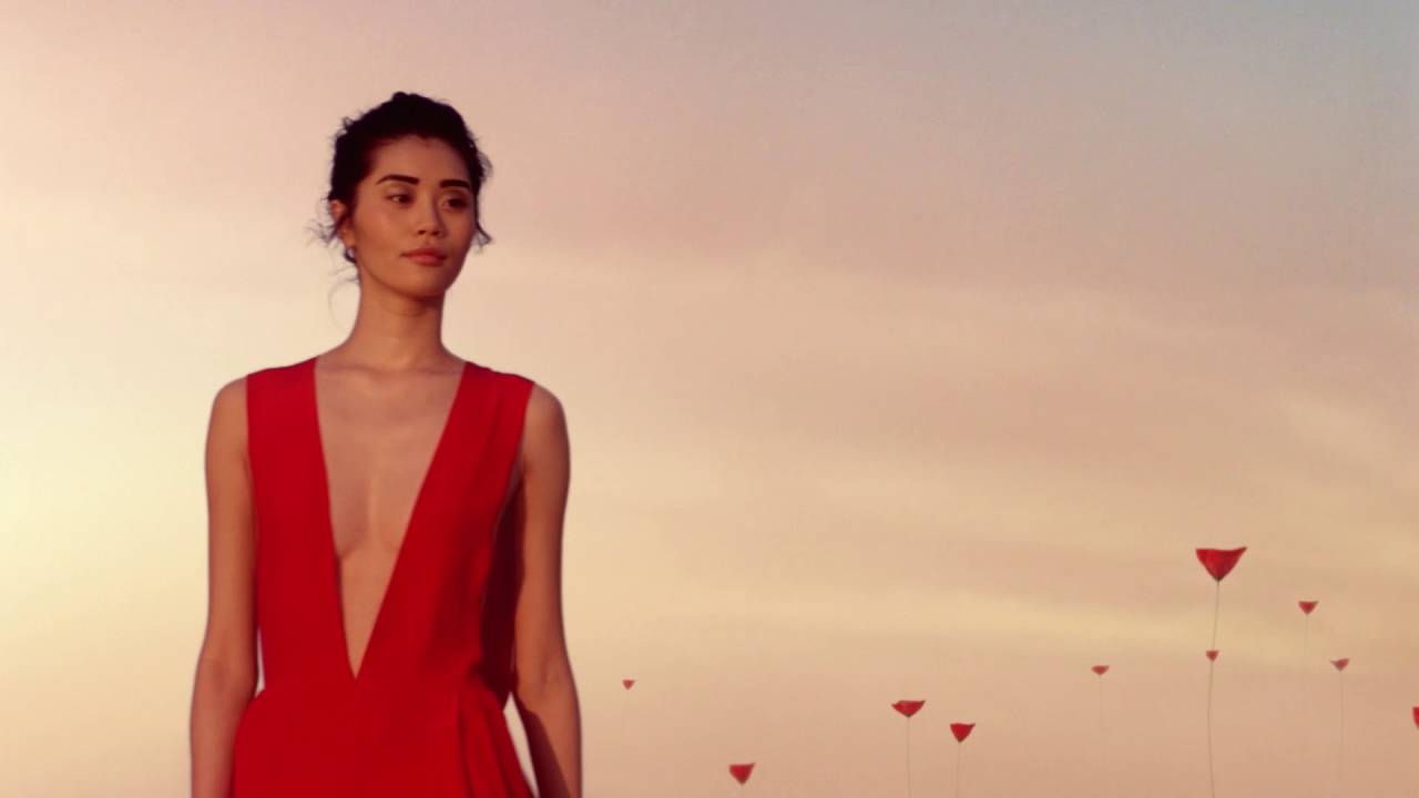 FLOWER BY KENZO - Le pouvoir d’une fleur - Le nouveau film (10's)