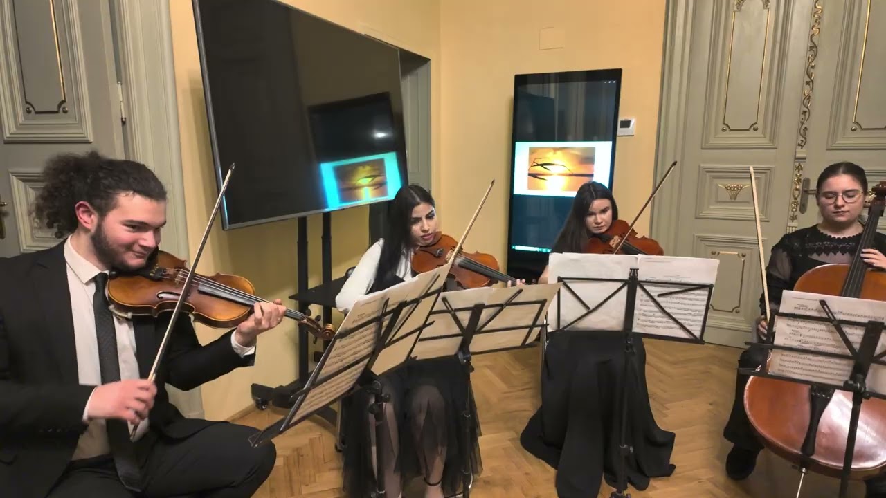 Andreea Poenaru alaturi de prietenii ei (3)(SCUZATI EMOTIILE)