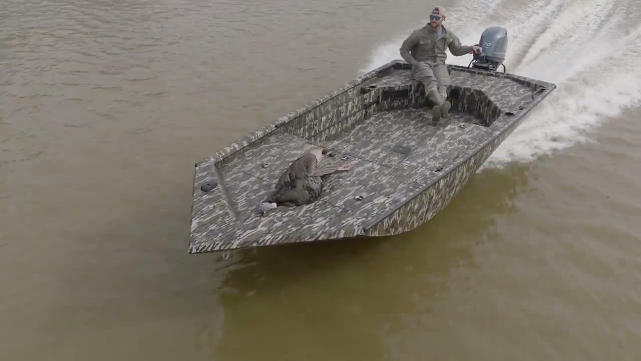2025 Avid Boats 18 Commander