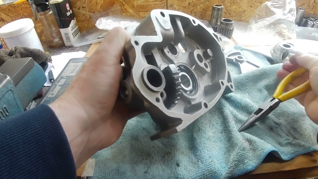 Triumph Bonneville Project Part 17 Gearbox Reassembly - The Easy Way