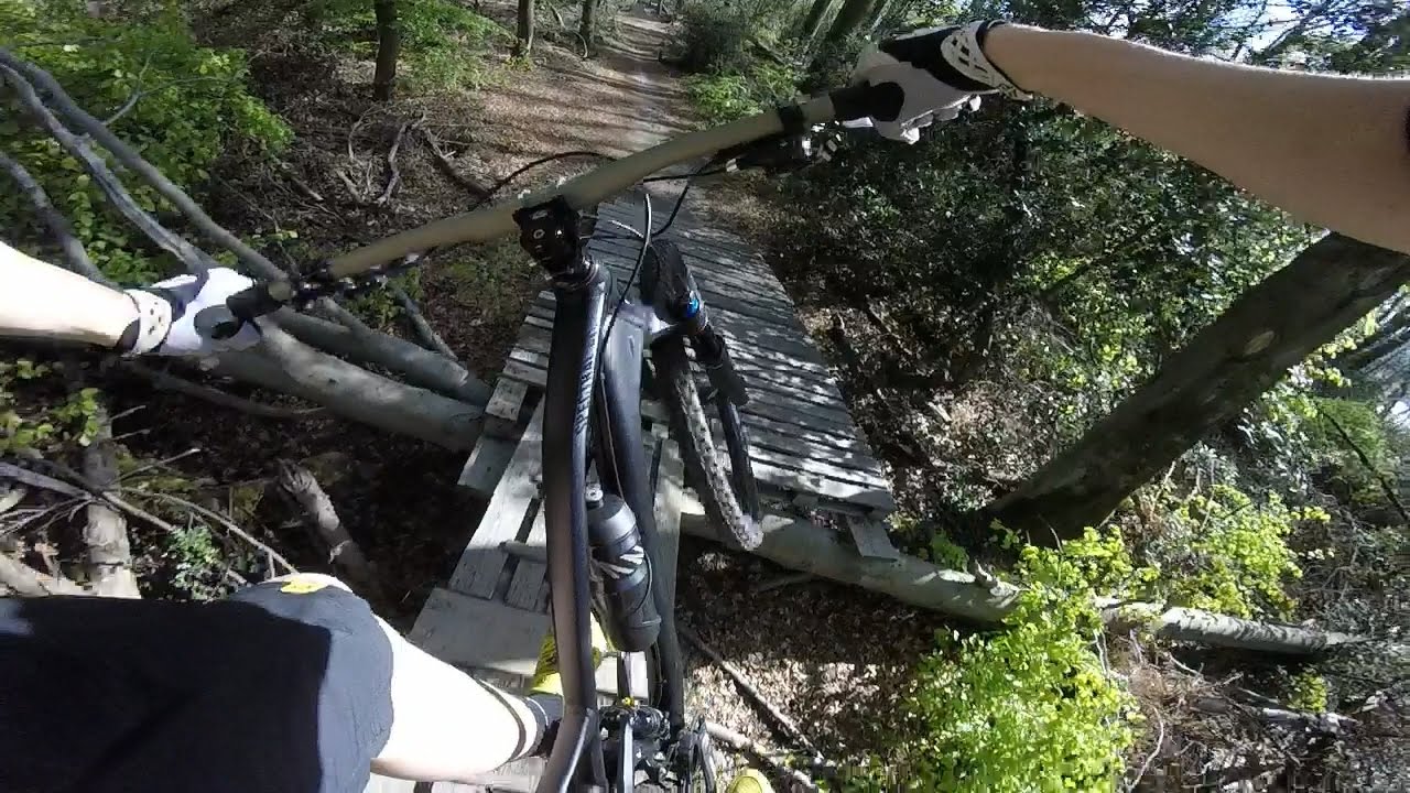Enduro Shredding - Part I - Canyon Spectral AL 9.9