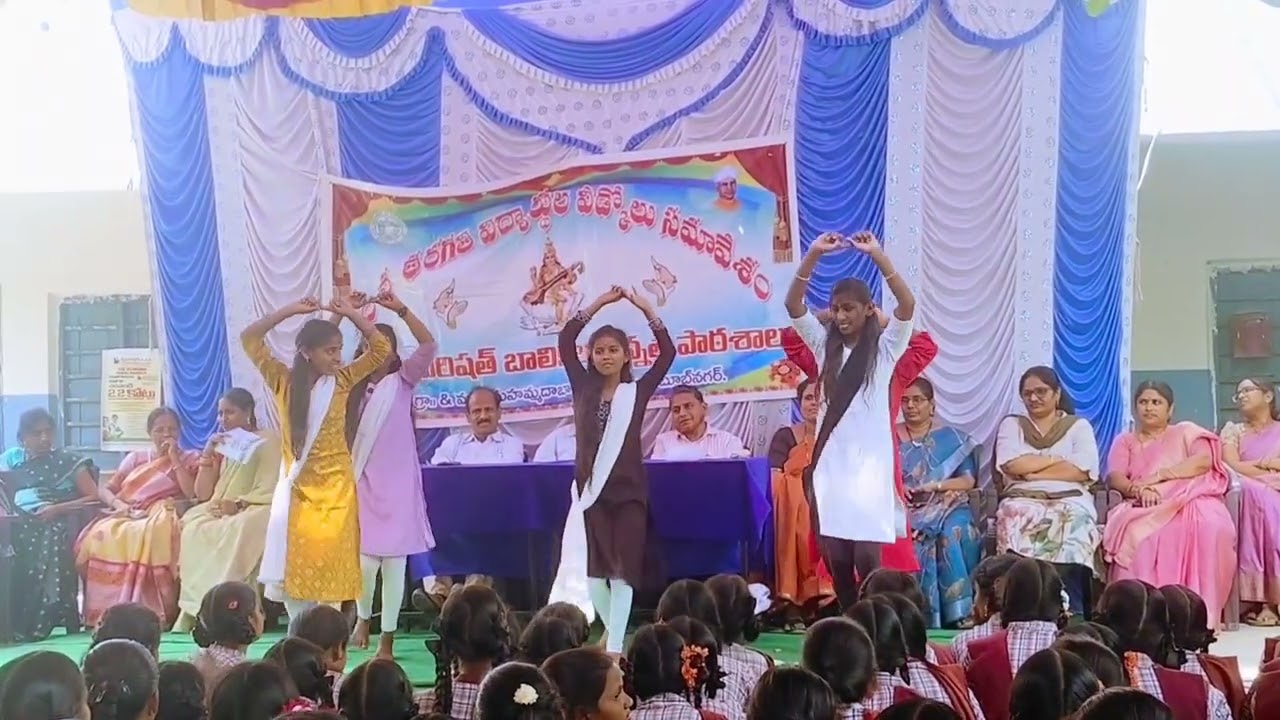 Z.P.H.S girls govt High school, mohammadabad,MBNR ( nenu chesina corigrapy)  😊 😀😀