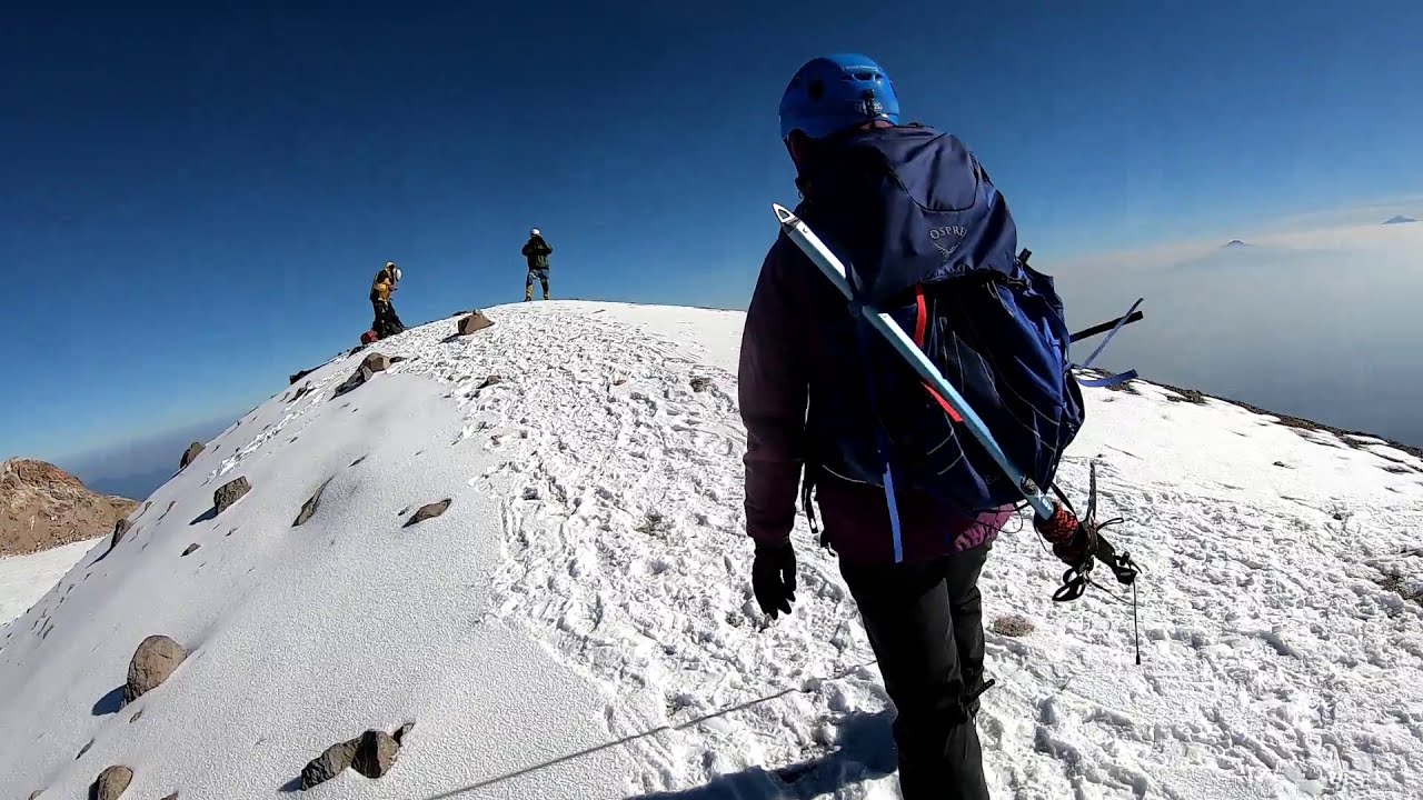 Climbing the summit of the Iztaccíhuatl, the White Woman - Eruption of Popocatepetl - Mexico