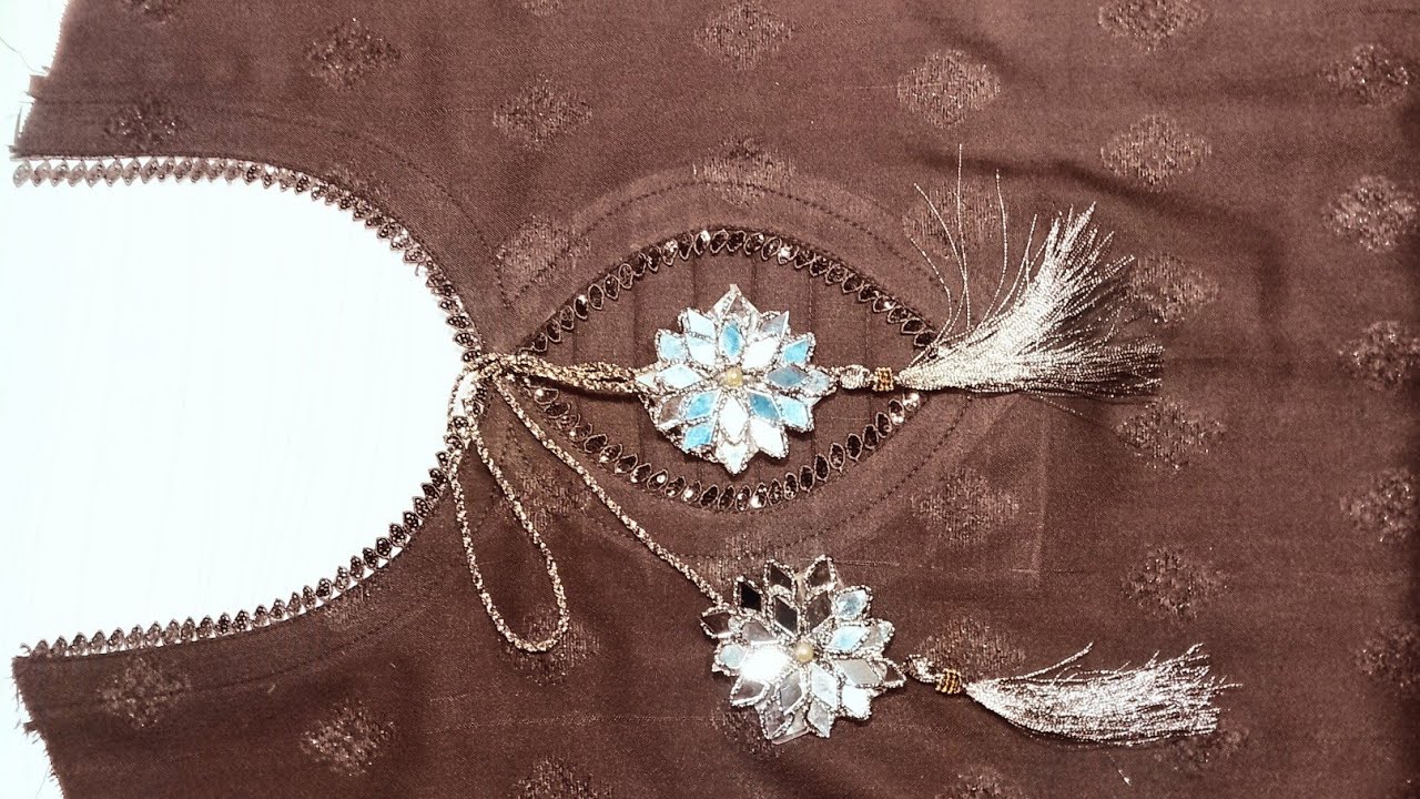 Beautiful neck design with lace & latkan | Elegant girls Daman design | New idea 