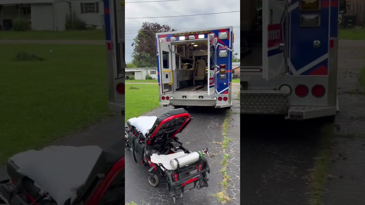 What the inside of an ambulance looks like! #ambulance #firefighter #savinglives