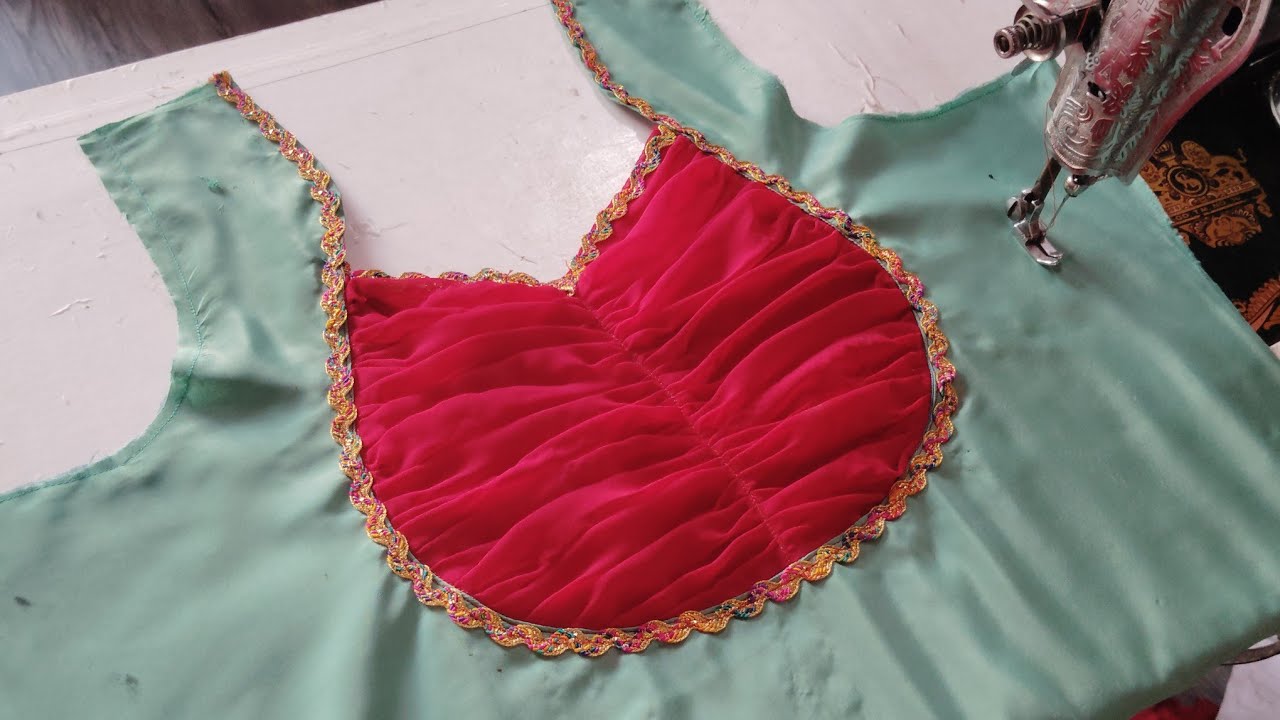 madhubala  blouse cutting and stitching /मधूवाला कट ब्लाउज की कटिंग #priyafashiontips 