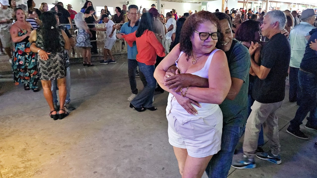 BAILE DE DOMINGO NA TERCEIRA IDADE | AS MELHORES DO BAILÃO 