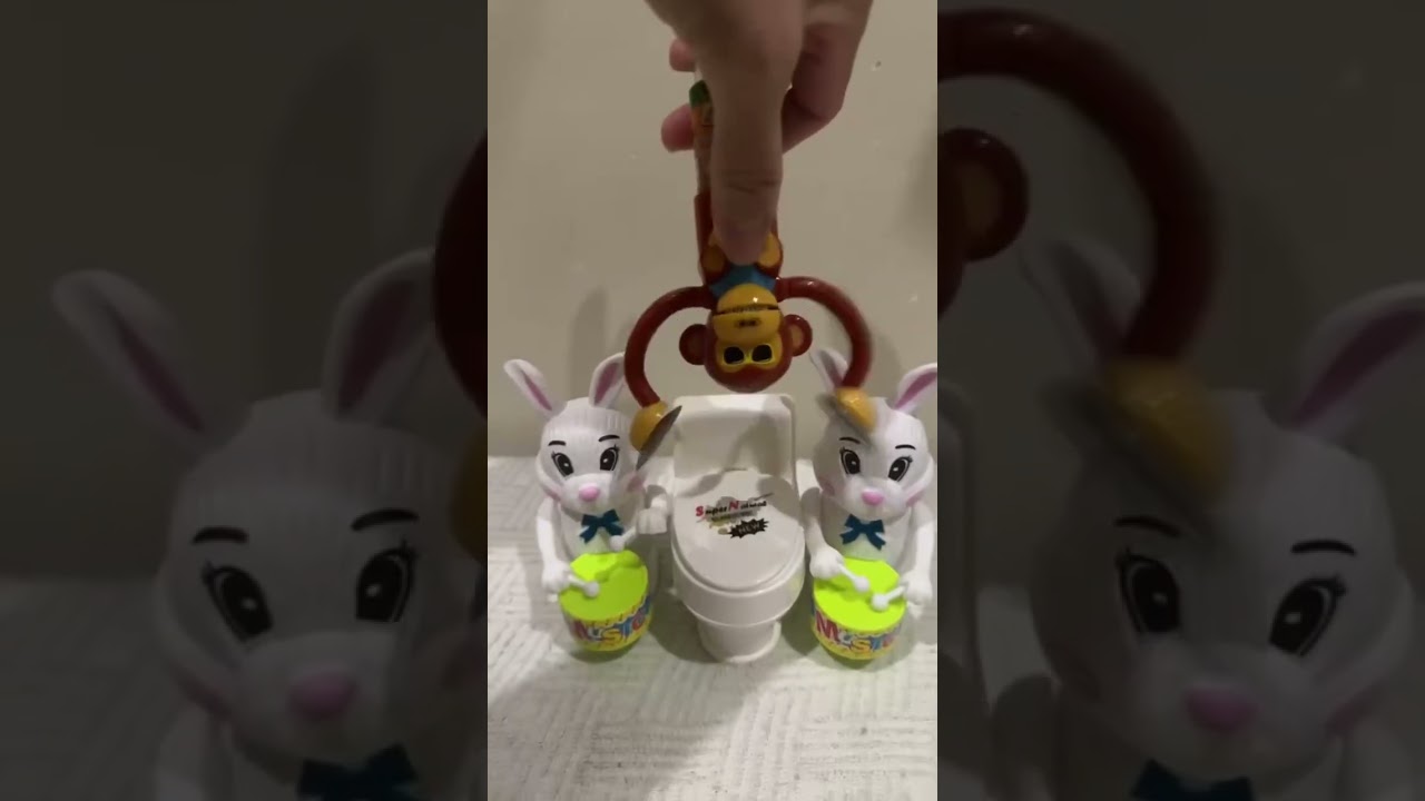 ASMR Clapping Wacky Monkey Toy with Candy #youtubeshorts #ytshorts #funny #toys #trending #viral #yt