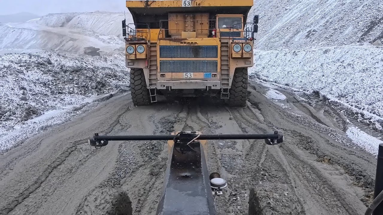 Amazing Cabin View | Removing Sludge from the Haul Road