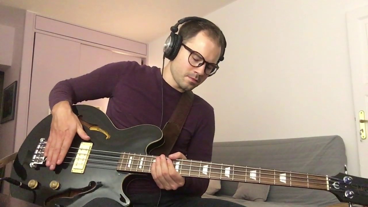 Mac Miller Loop on bass guitar (Epiphone Jack Casady Bass)
