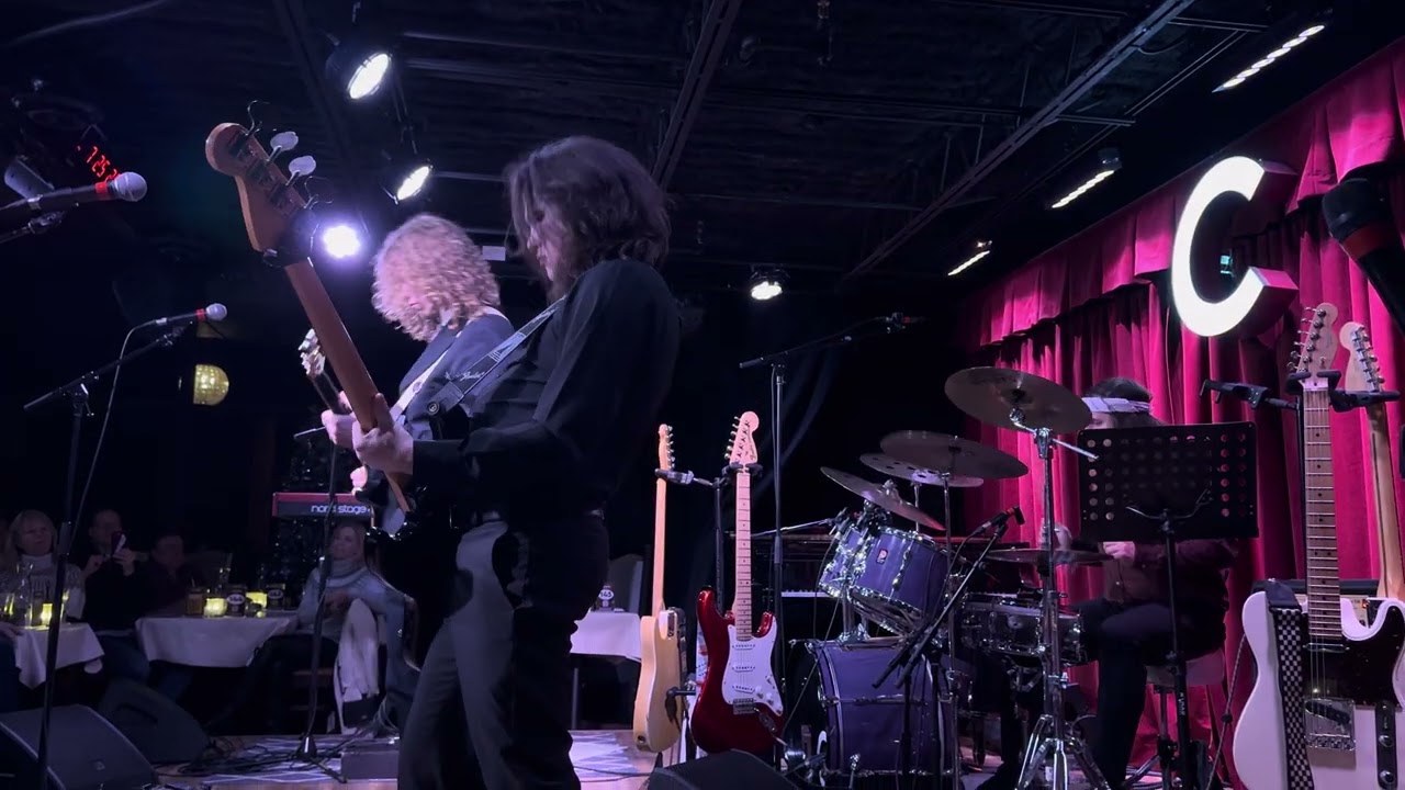 "Sunshine of Your Love" (Bruce-Clapton) Self Titled Jeff Beck-Eric Clapton-Jimmy Page Tribute Show 