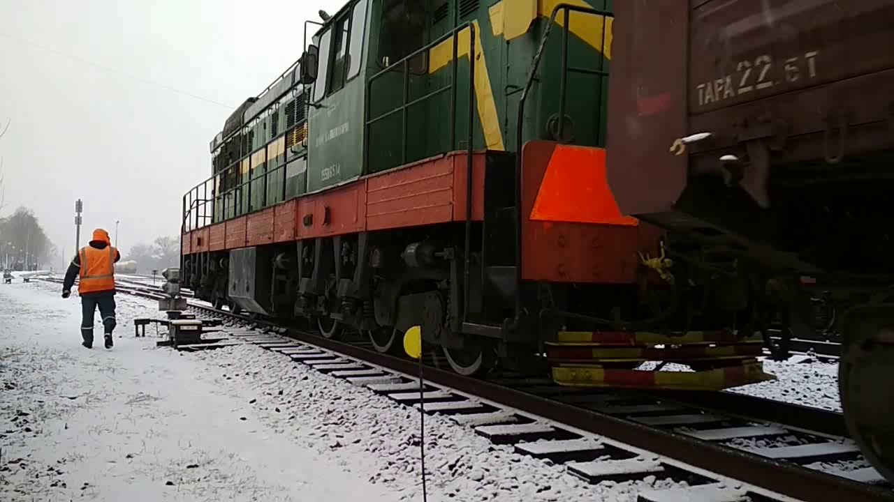 Движение грузовых поездов по ст.Василевичи Беларусь