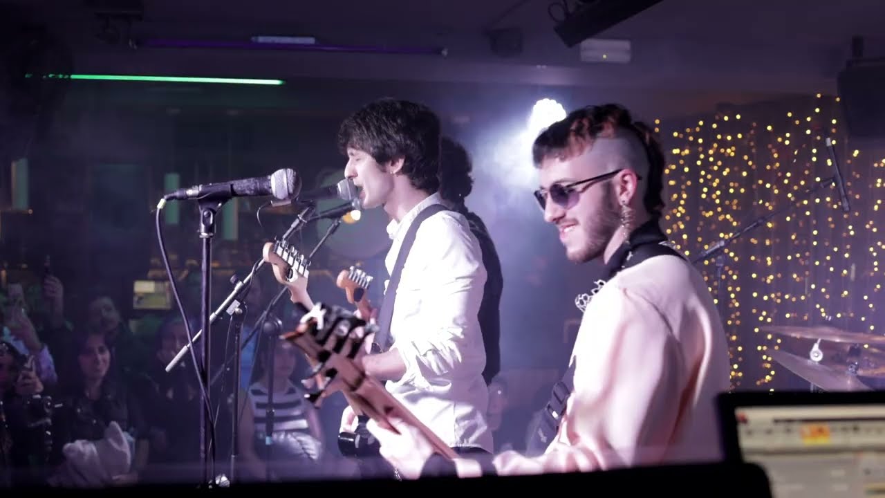 Con el Rock en los talones (en directo sala Music Factory)