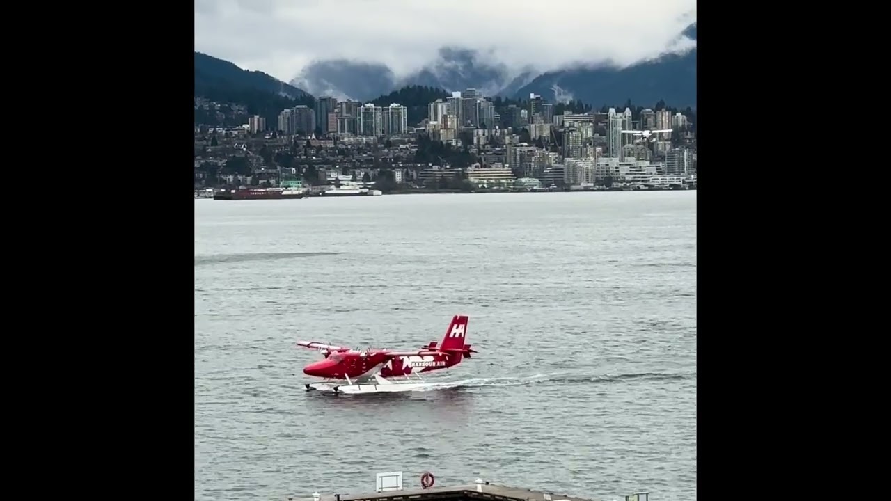 Float planes in Vancouver’s Coal Harbour. 