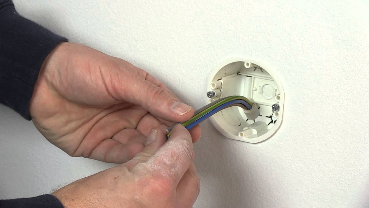 Video Impressivo installationsprodukter montering USB stikkontakt future S hvid