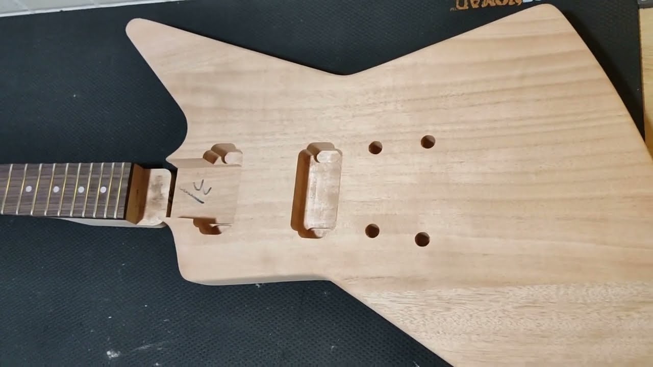 ¿Quieres montar un kit de guitarra y no cometer errores? Entra, tutorial paso a paso acabado Tru-Oil