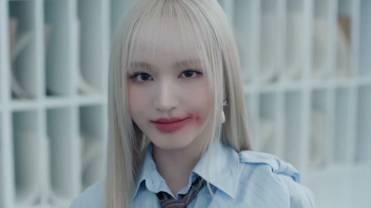 Pobre secretaria - IVE M/V || 