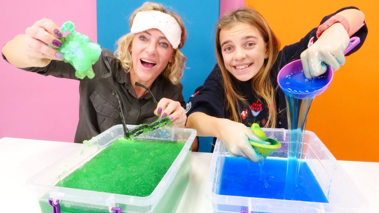 Tolles Video auf Deutsch.  Wir machen eine Slime-Challenge. Spielspa&szlig; mit Ay&ccedil;a und Nicole.