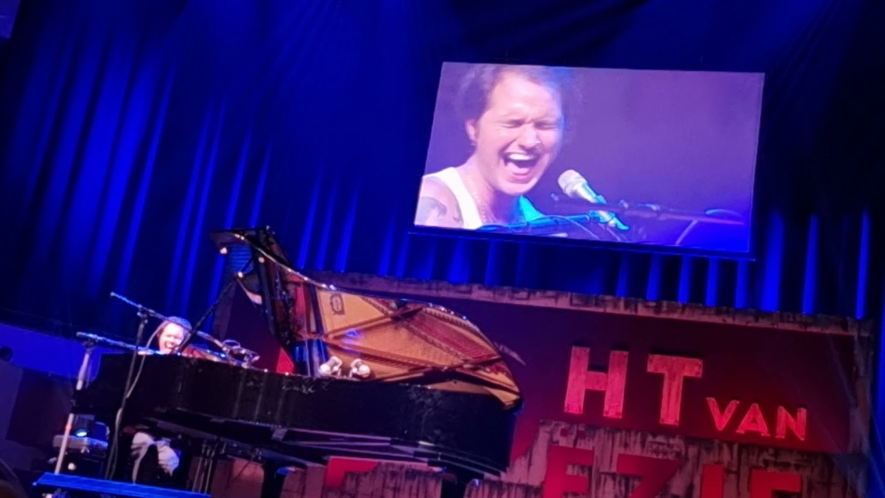 Jett Rebel - Just In Case You're Ever Down Again @ TivoliVredenburg 02Oct2021 (Nacht van de Poëzie)