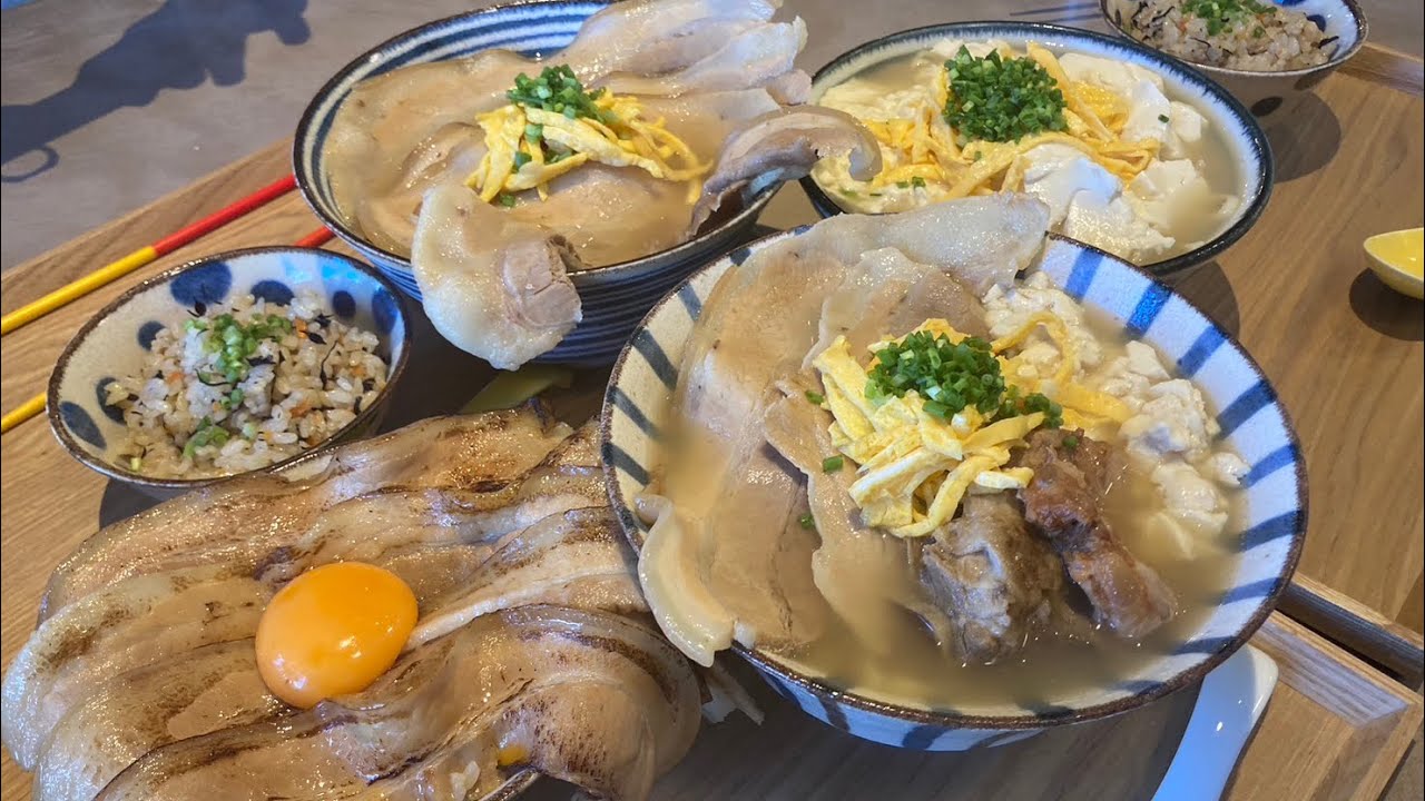 肉にまみれた沖縄そばで腹ペコも大満足！ハイサイ探偵団パンチとうるま市に新しくできた沖縄そば屋に行ってきた！【沖縄観光/うるま】